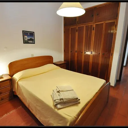 Semesterbostad Townhouse Levante Sol Porches (Algarve)
